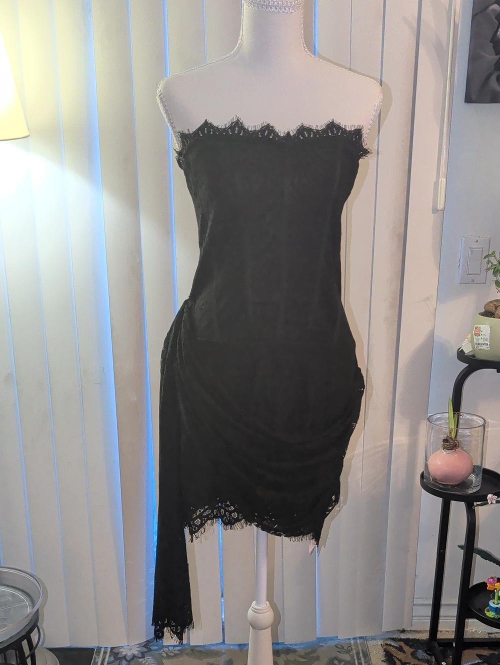 Cider Strapless Black Lace-Trim Bodycon Dress xl